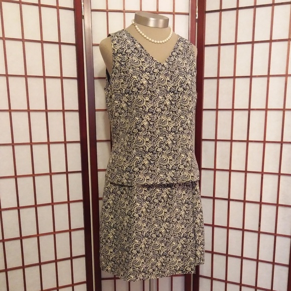 MERONA Dresses & Skirts - 100% SILK BLUE & CREAM PAISLEY 2 PC SKIRT SET
